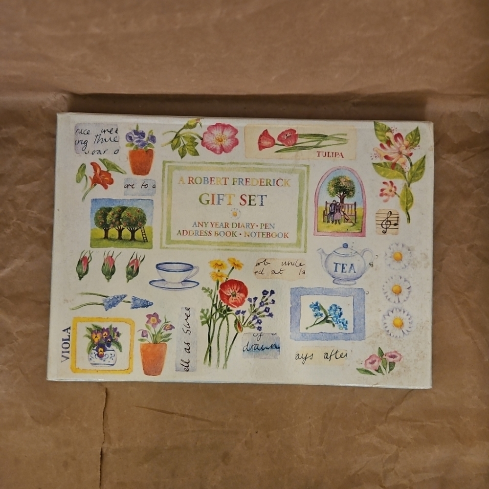 Garden Theme Robert Frederick Gift Set Any Year Diary Pen Address Book Notebook